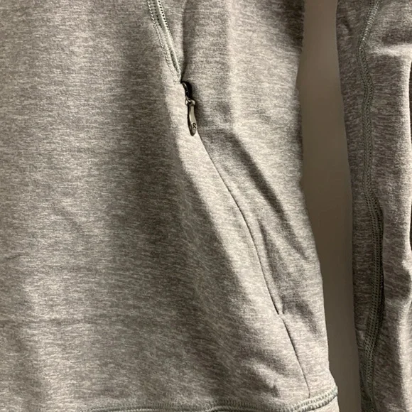 Lululemon running top - Picture 2 of 5